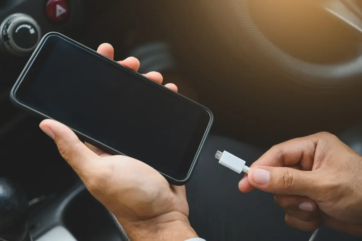 Ekspert advarer: Undgå at oplade din smartphone til 100% – her er grunden